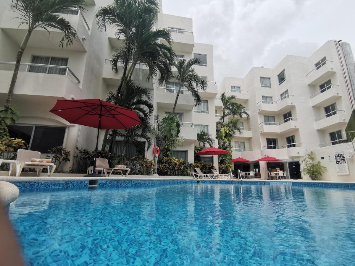 Adhara Express Hotel Cancun Exterior photo